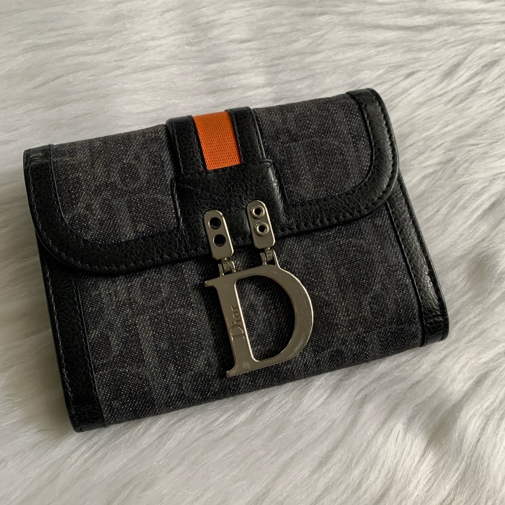 DIOR Wallet
